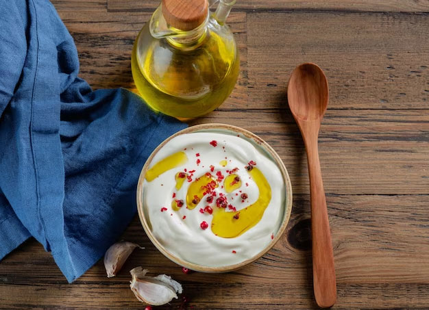 ماسک روغن زیتون و ماست