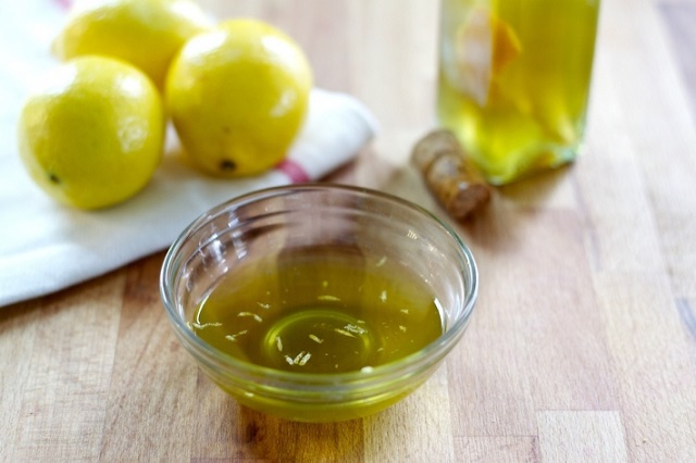 ماسک صورت با روغن زیتون و آبلیمو